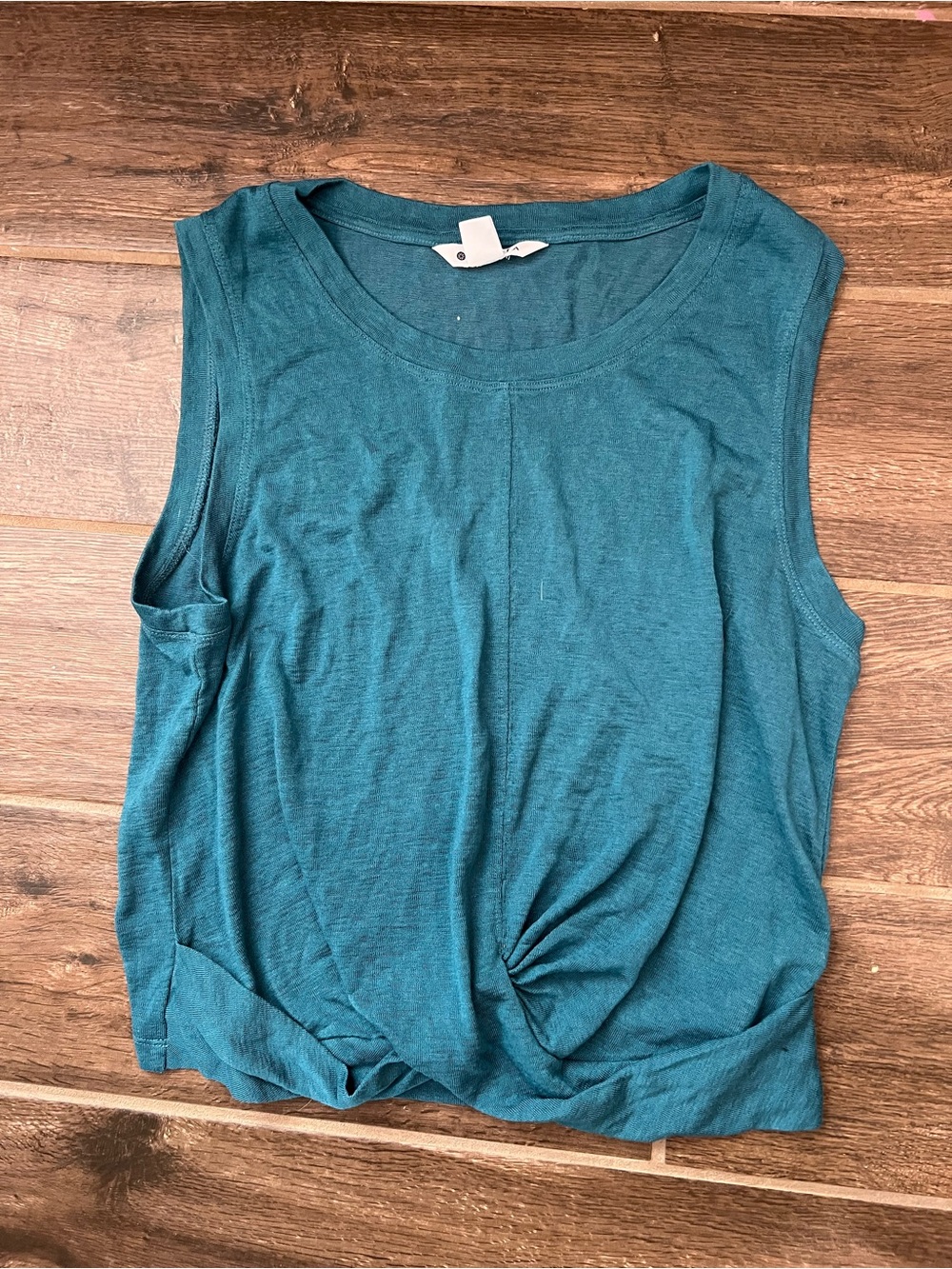 Women’s size L Athleta Sleeveless Twist-Hem Tank Top - Teal